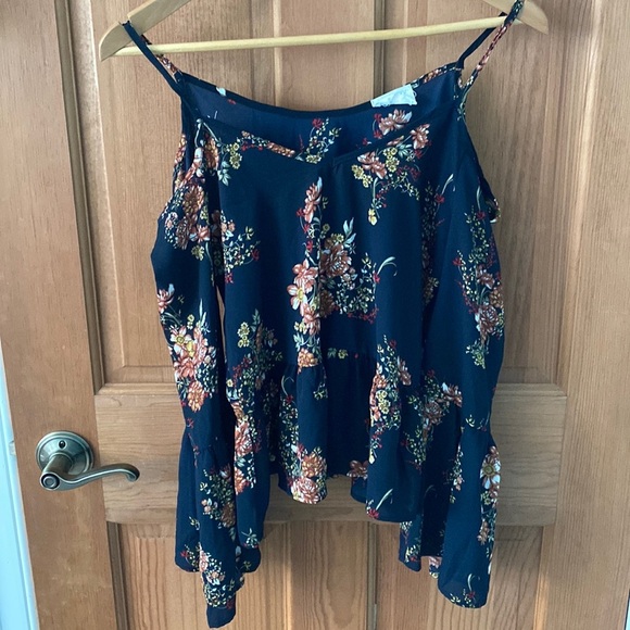 Sienna Sky XS Off the Shoulder Teen Women's Blue Floral Top Preowned - Picture 1 of 7